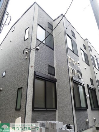 レジデンス・イン初台の物件外観写真